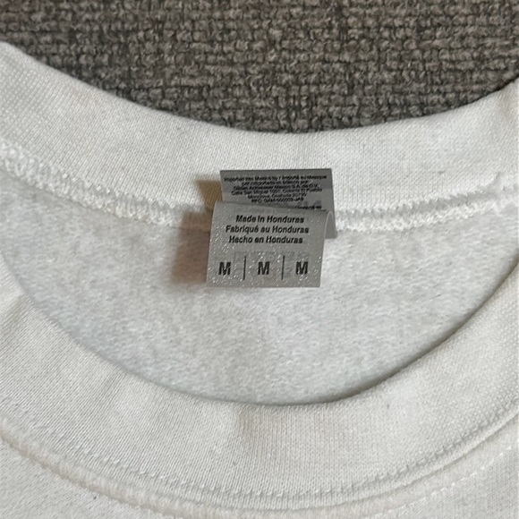 Bride-to-be Sweatshirt - Picture 3 of 4